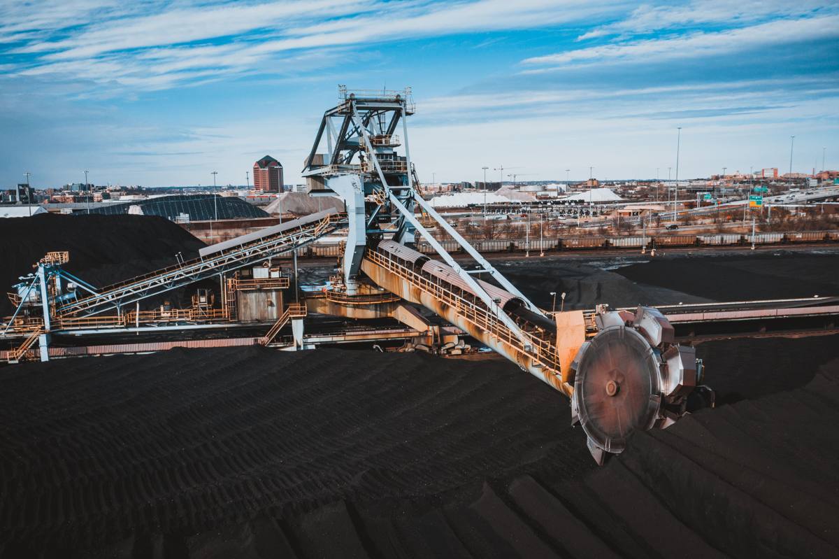 Countries & Regions - Mining in Mpumalanga: coal country in transition