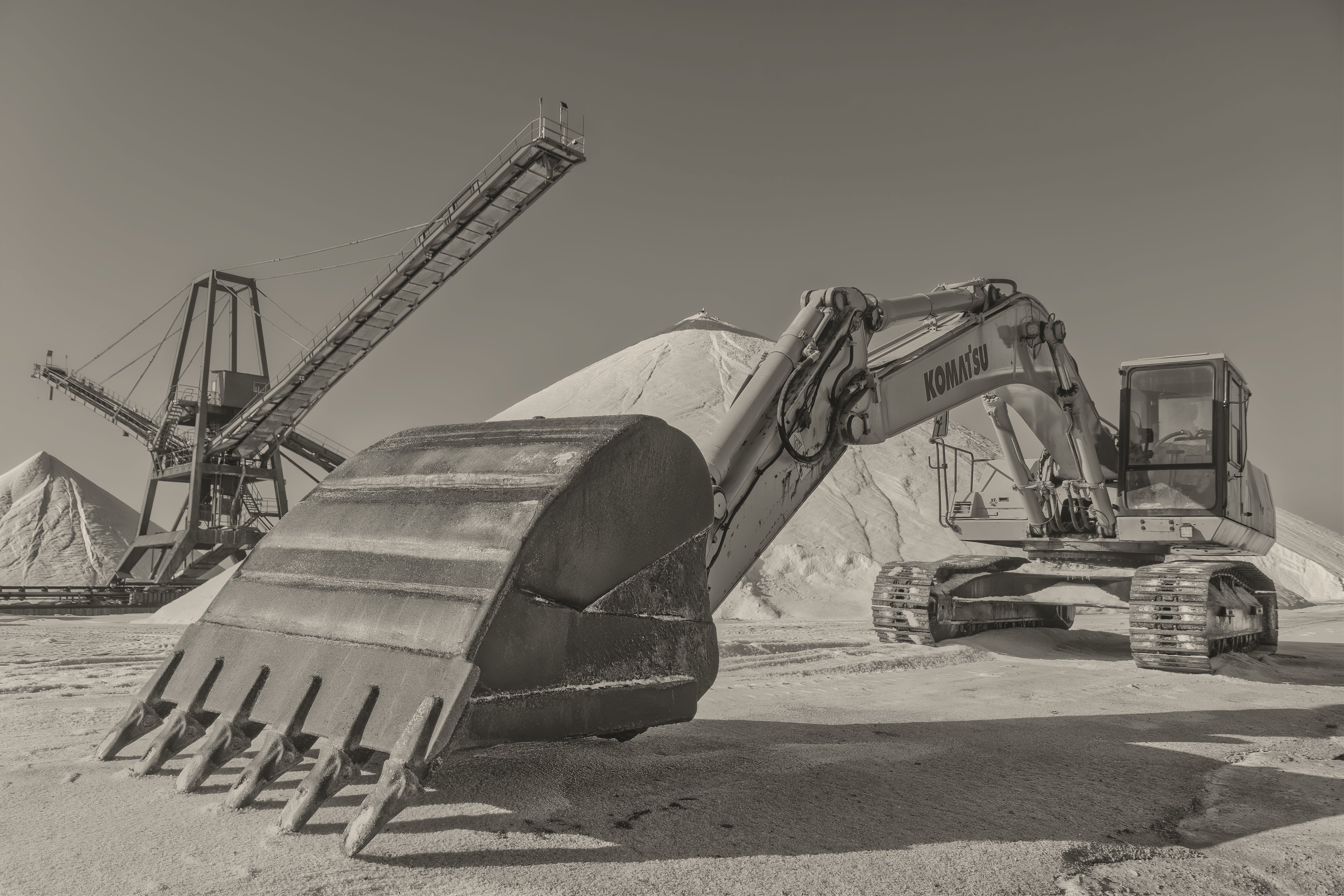AMIQ & Industry News - What is the overall state of African mining projects in 2025?